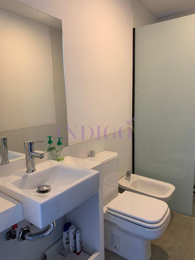Casa Ref.851 - Casa en Montoya, 4 Dormitorios y 4 Baños, Parrillero y Piscina