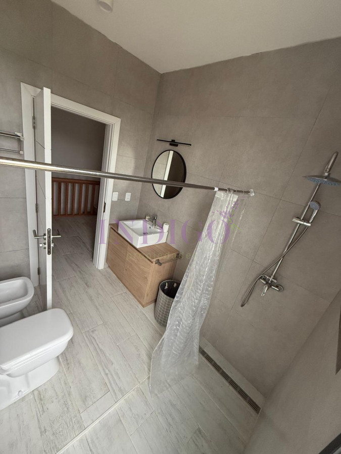 Casa Ref.1343 - Casa en alquiler La barra, 3 dorm, 3 baños, parrillero.