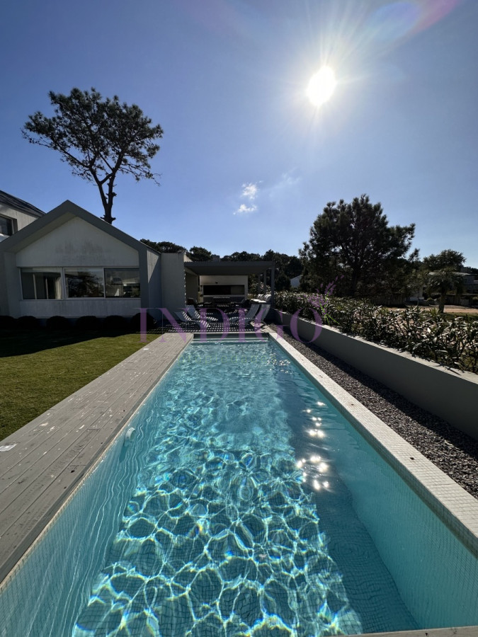 Casa Ref.336 - Alquiler en Pinar del Faro, Jose Ignacio 5 dormitorios.