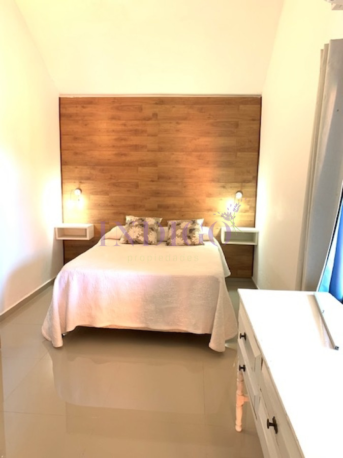 Casa Ref.738 - En Alquiler, Altos de punta Piedra, casa de 4 dorm con parrillero y piscina.