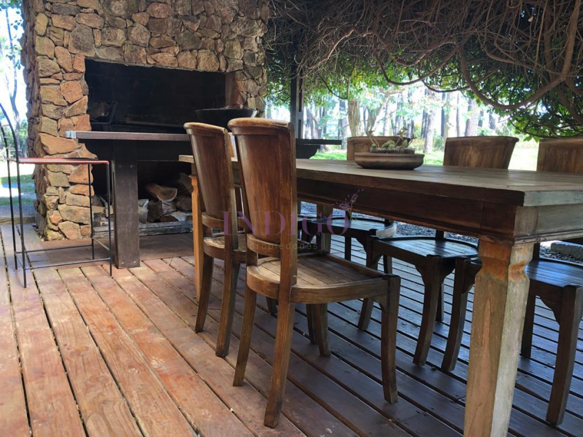 Casa Ref.847 - Laguna Blanca, casa en alquiler.