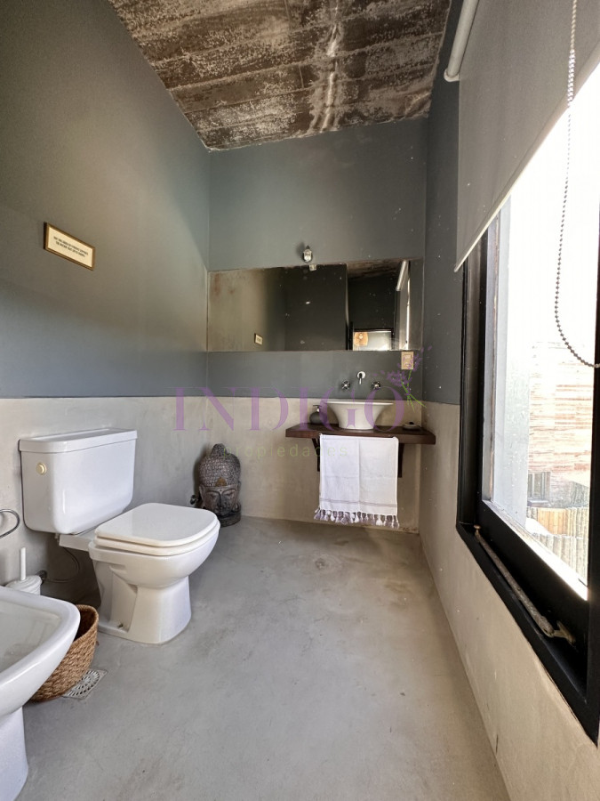 Casa Ref.1103 - Casa en alquiler en Manantiales 3 dorm y dependencia con piscina