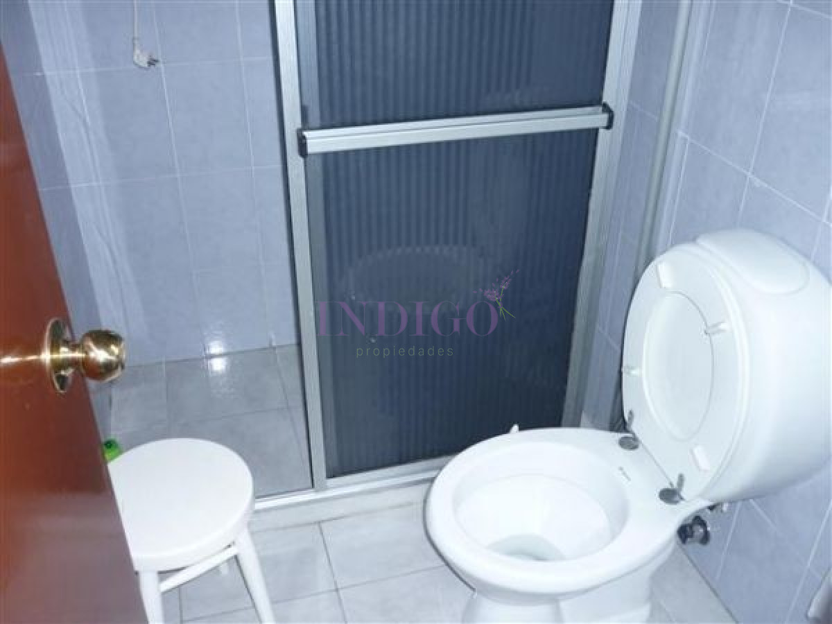 Casa Ref.863 - Casa en Alquiler a metros del mar, con Piscina y Parrillero
