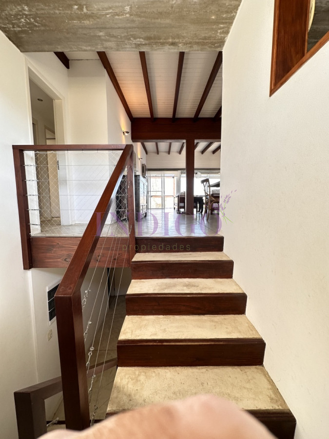 Casa Ref.339 - Espectacular casa en venta y alquiler con toda la vista al mar en la zona mas exclusiva de Punta del Este.