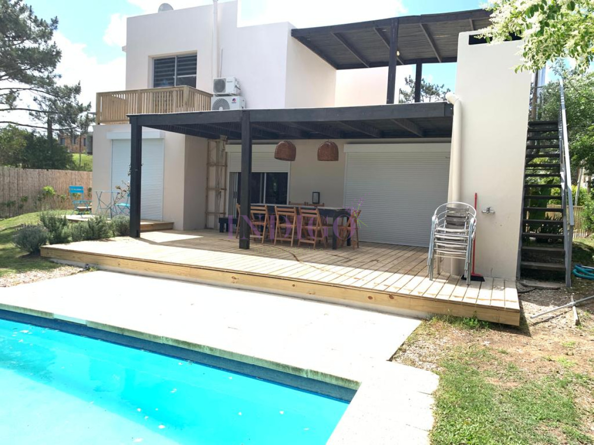 Casa Ref.901 - Casa 3 Dormitorios y 2 Baños