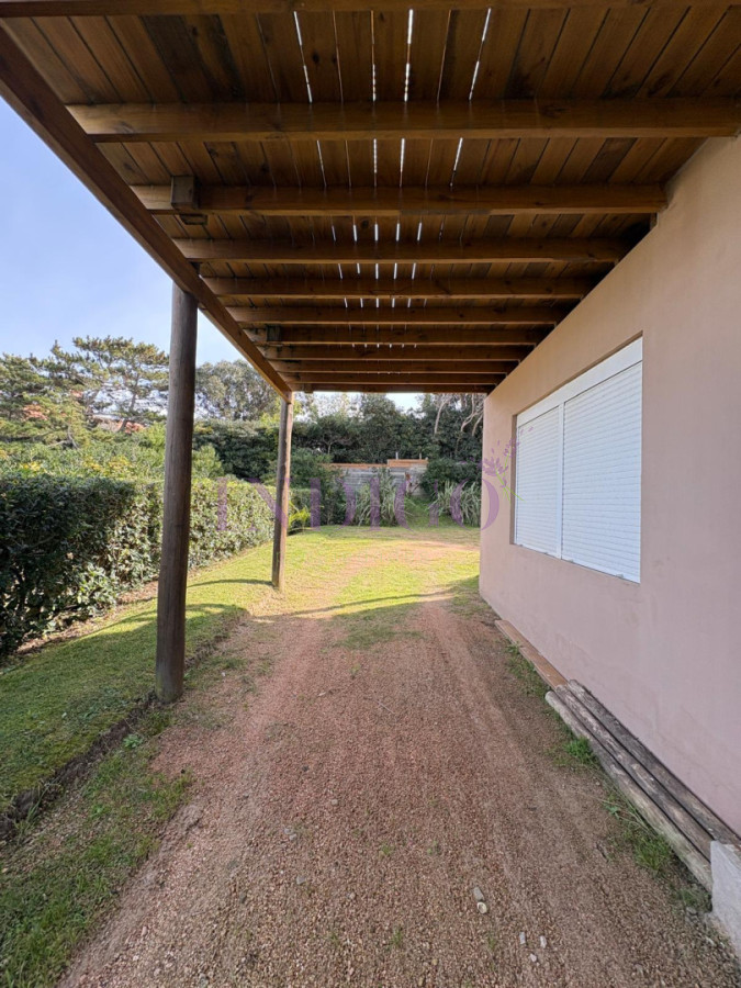 Casa Ref.747 -  En alquiler en el Chorro, manantiales, 3 dorm