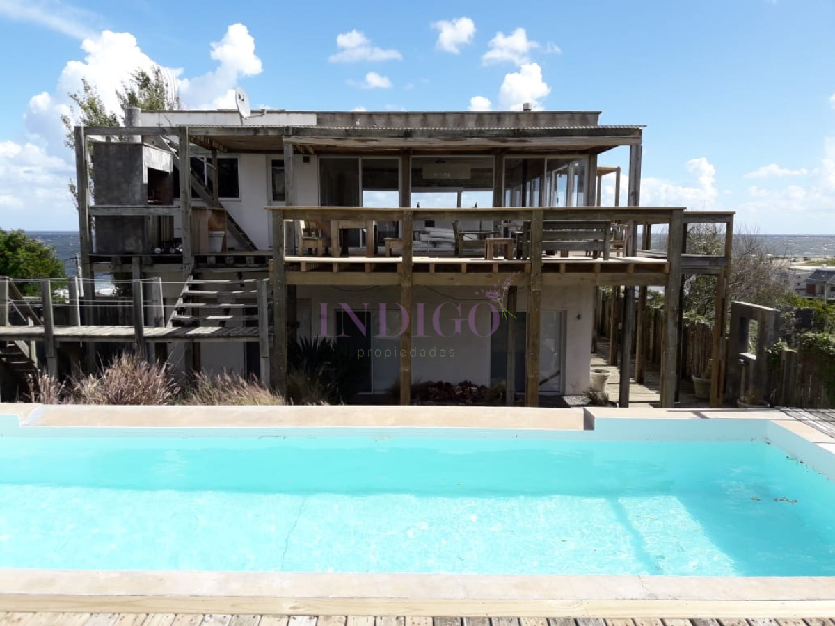 Casa Ref.490 - En alquiler en La Barra, espectacular propiedad.