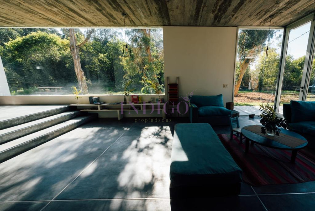 Casa Ref.891 - Casa en  venta Santa Mónica en frente a la Laguna, 2 dormitorios 2 baños