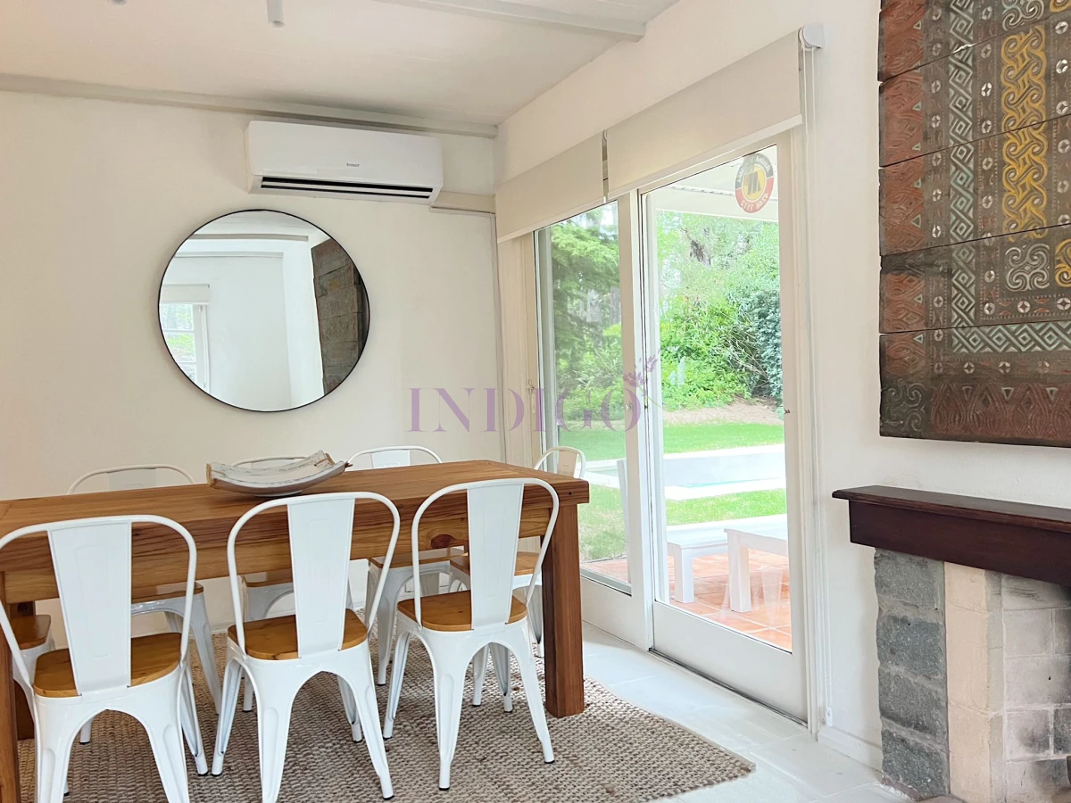 Casa Ref.251 - Casa venta en Montoya, 6 ambientes