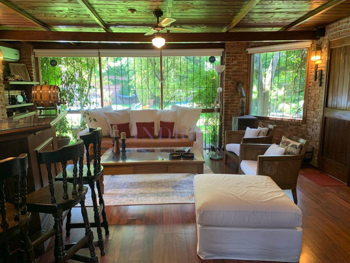 Casa Ref.12 - Casa en venta Avenida Roosevelt, Punta del Este 4 dormitorios .