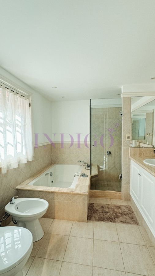 Casa Ref.1240 - Casa en Venta en Rincon Del Indio 