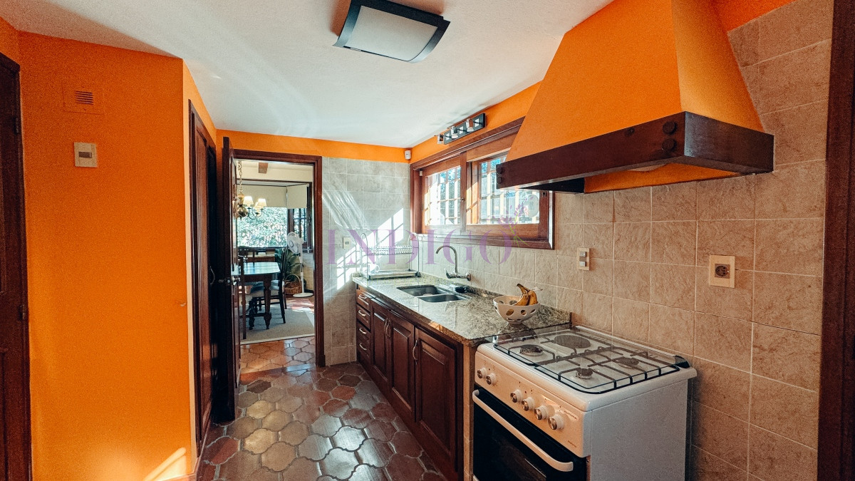 Casa Ref.1240 - Casa en Venta en Rincon Del Indio 