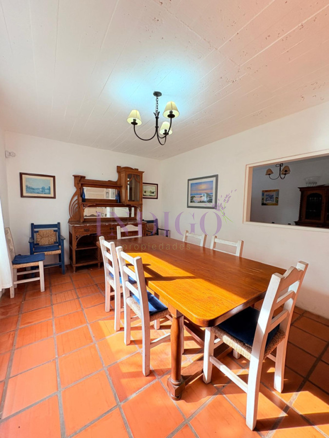 Casa Ref.444 - Alquiler casa  en Montoya, 4 dormitorios más servicio.