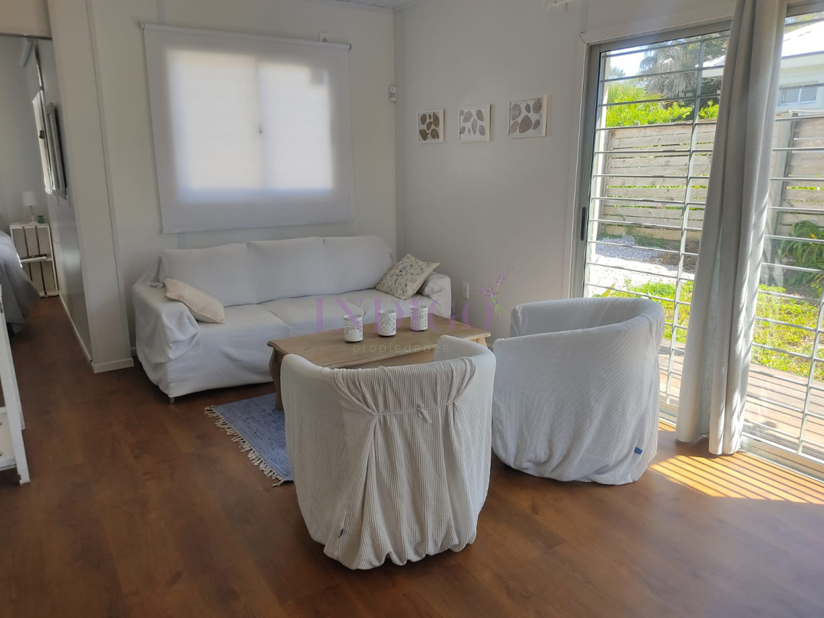 Casa Ref.897 - Casa alquiler calle 5 Balneario, 3 ambientes