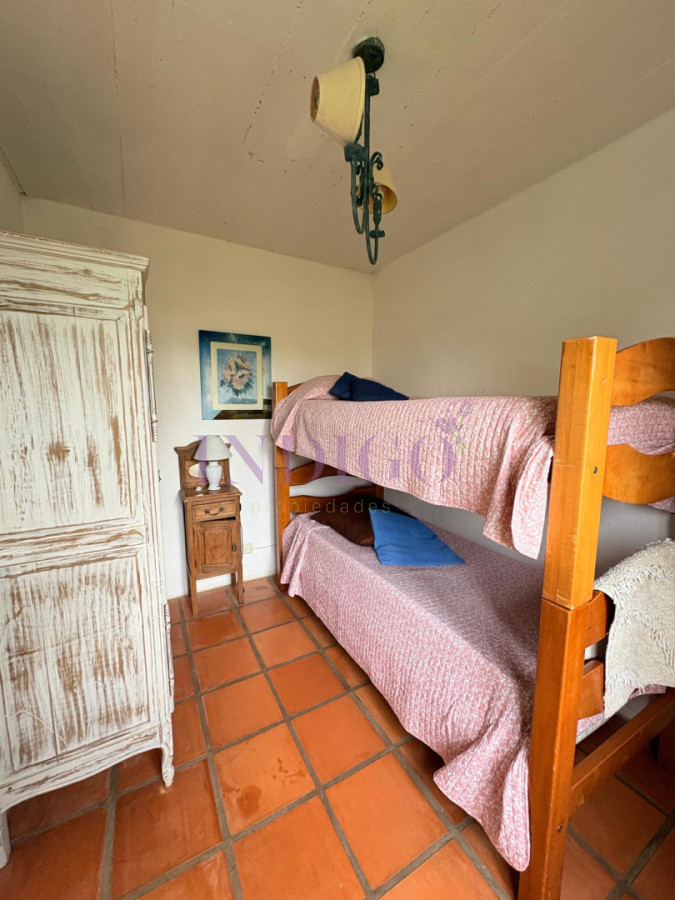 Casa Ref.444 - Alquiler casa  en Montoya, 4 dormitorios más servicio.