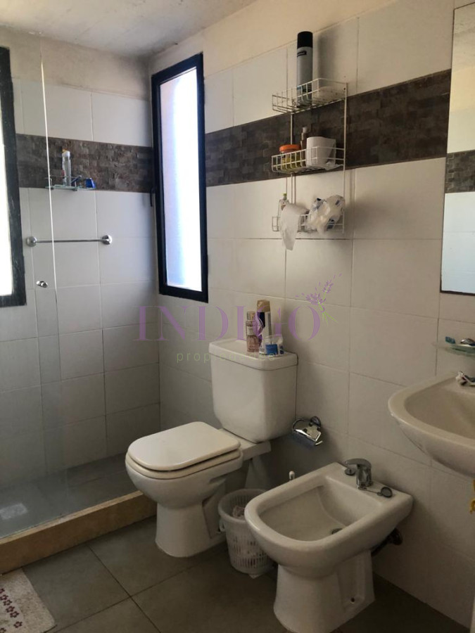 Casa Ref.568 - Venta y alquiler en Montoya a mts de ruta 10.