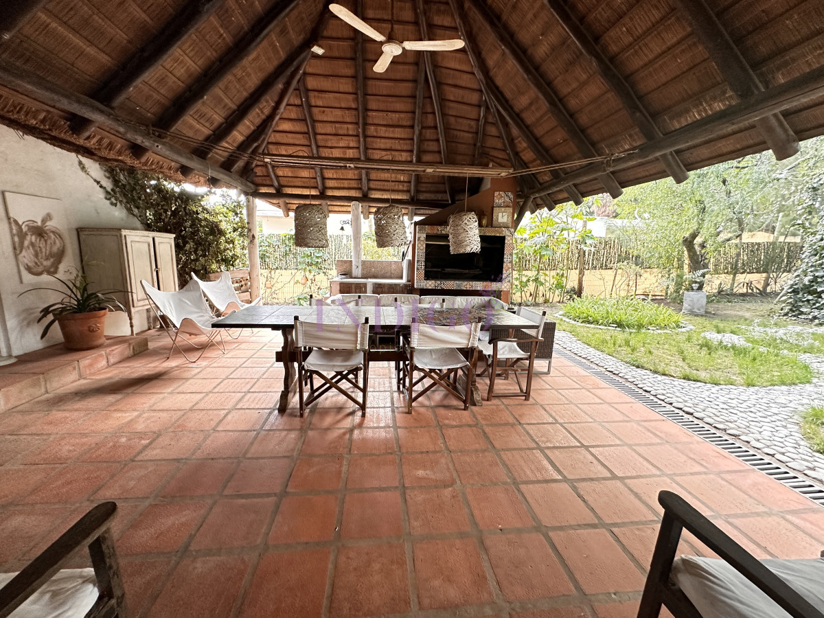 Casa Ref.1307 - Casa en venta en pinares