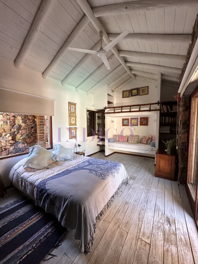 Casa Ref.21 - Casa en Punta Piedras con 3 Dormitorios, Venta y Alquiler.