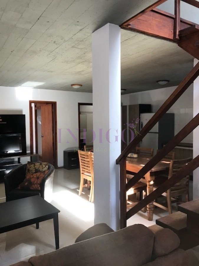 Casa Ref.40 - Alquiler con piscina en La Barra, 3 dormitorios  en suite mas pileta.