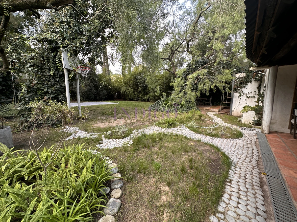 Casa Ref.1307 - Casa en venta en pinares