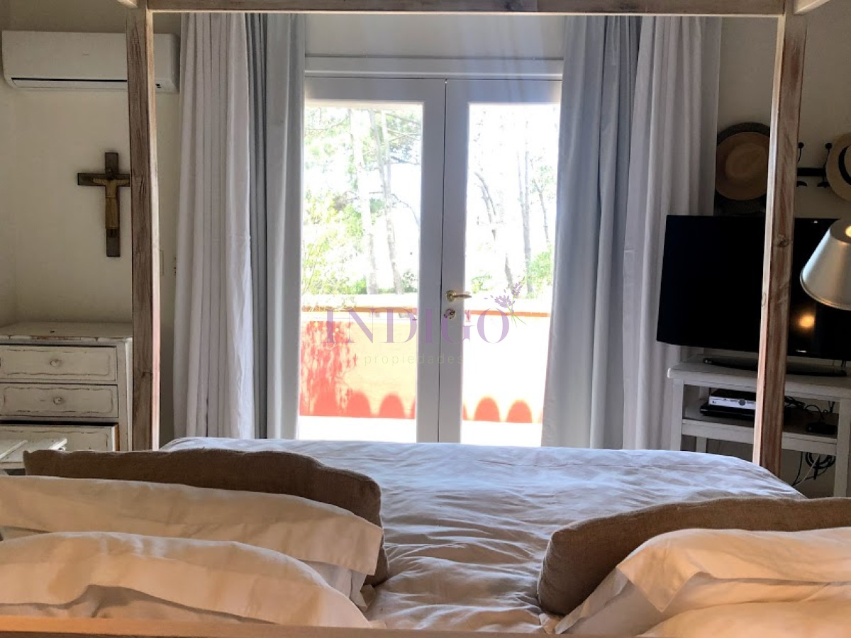Casa Ref.359 - Impòrtante propiedad en venta y alquiler en el barrio privado mas cool de Manantiales.