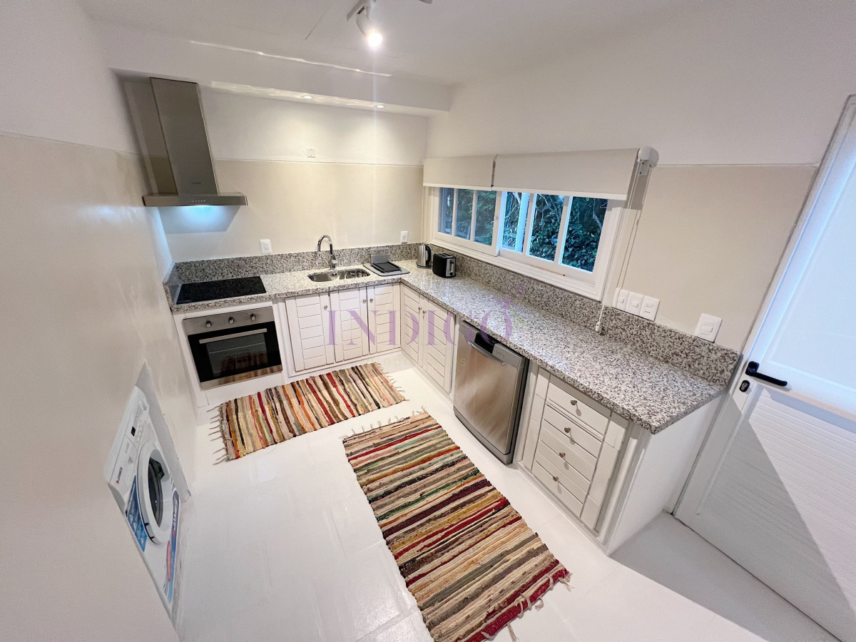 Casa Ref.251 - Casa venta en Montoya, 6 ambientes