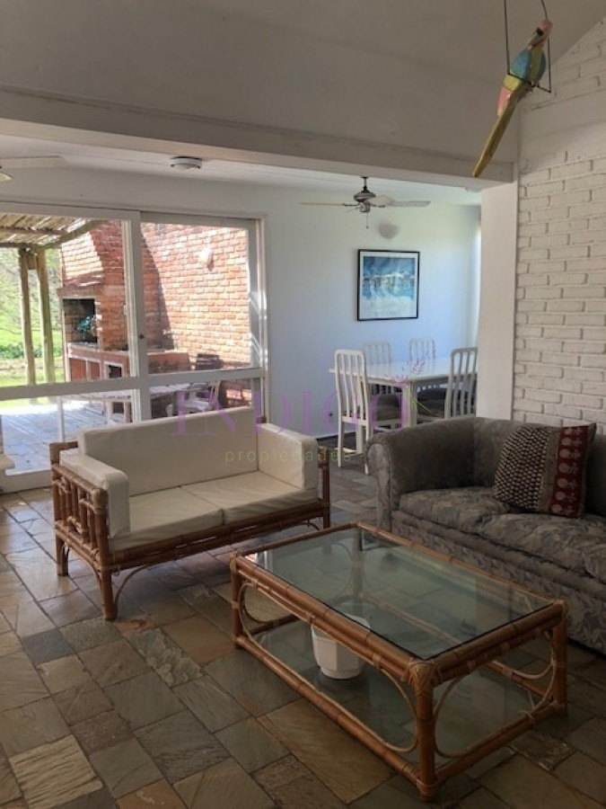 Casa Ref.401 - Excelente oportunidad de compra  en una de las zonas más tranquilas de Punta del Este