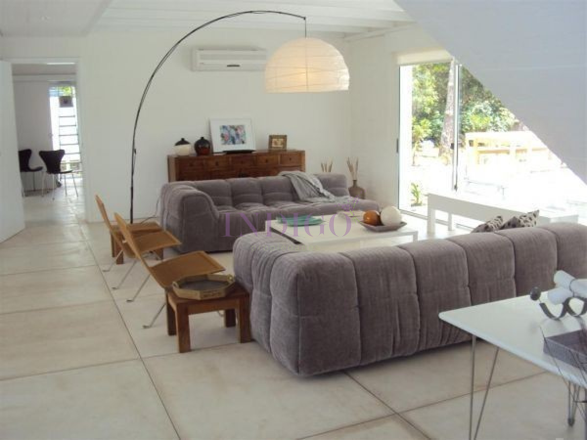 Casa Ref.1107 - Casa en alquiler Laguna blanca capacidad 10 pesonas