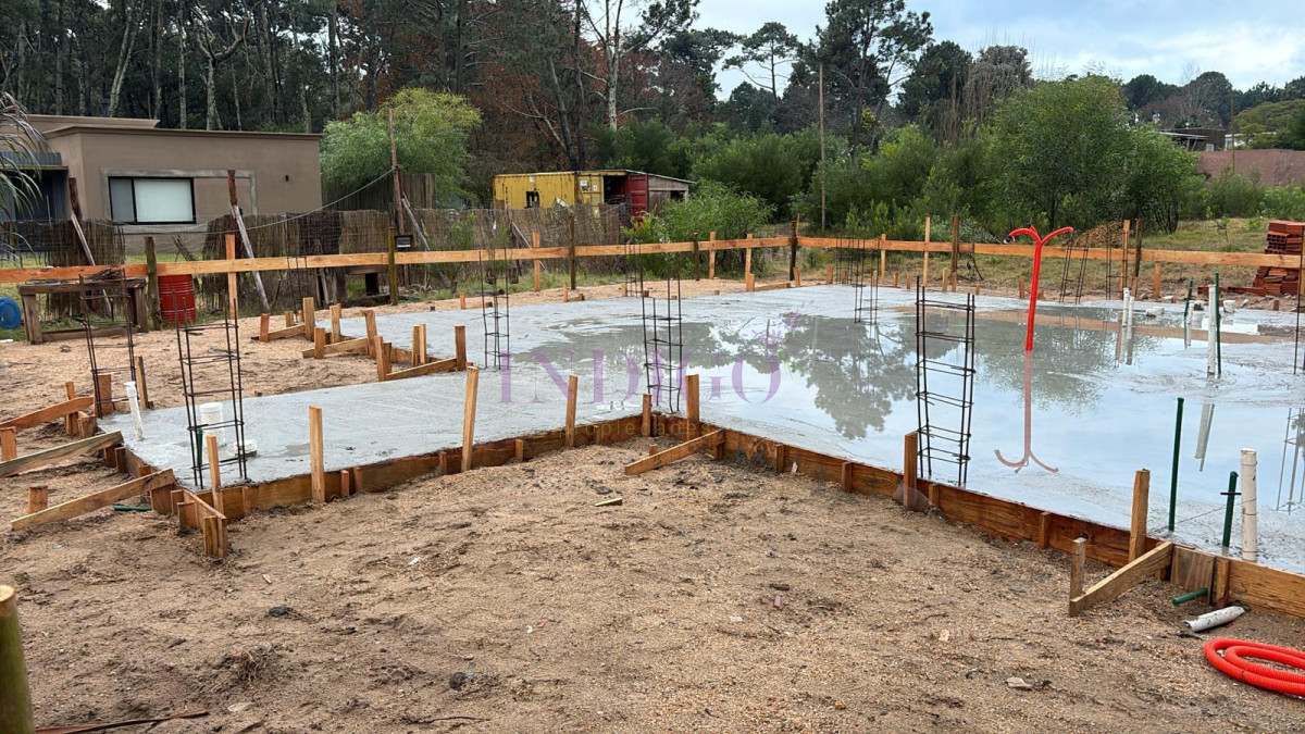 Casa Ref.1306 - En venta, con financiación bancaria, en pozo, entrega en 6 meses.