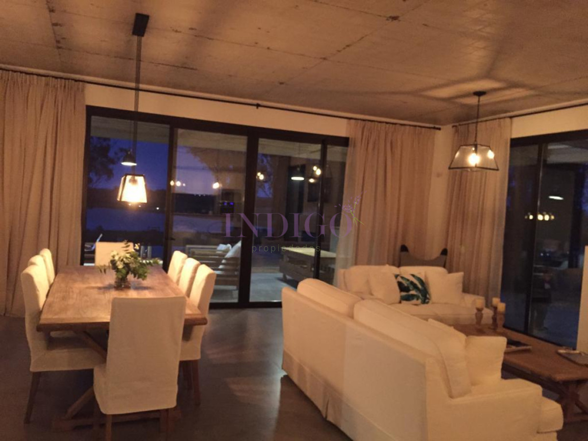 Casa Ref.1116 - Casa en alquiler Pueblo Mio