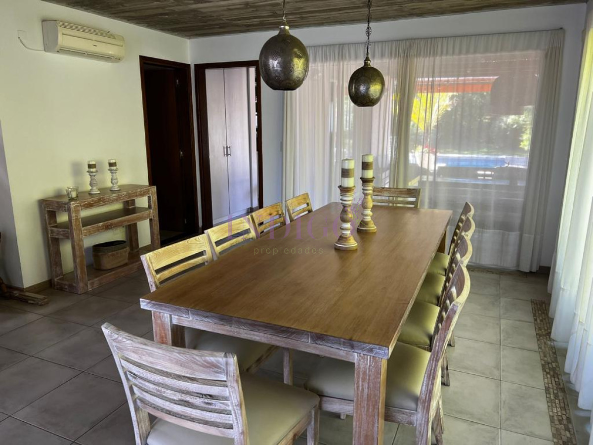 Casa Ref.90 - Muy buena propiedad en alquiler en Montoya.