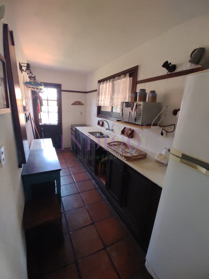 Casa Ref.739 - Amplio quincho con vistas al mar, 3 dormitorios con dependencia y un gran parillero