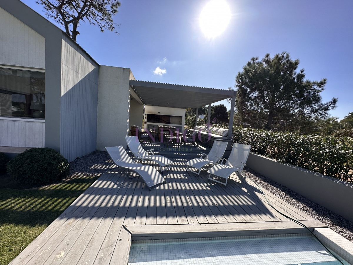 Casa Ref.336 - Alquiler en Pinar del Faro, Jose Ignacio 5 dormitorios.