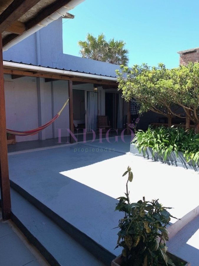 Casa Ref.738 - En Alquiler, Altos de punta Piedra, casa de 4 dorm con parrillero y piscina.