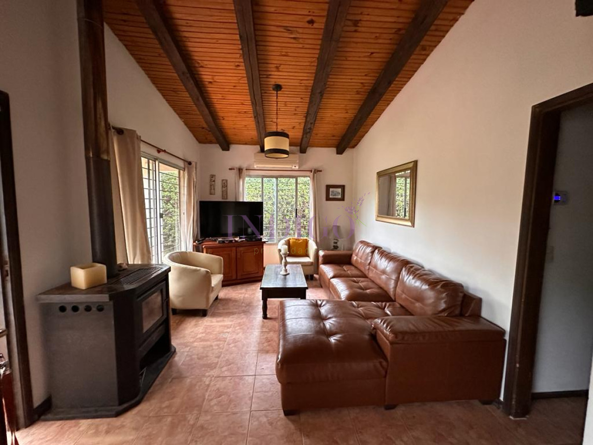 Casa Ref.1074 - Casa en Manantiales 3 Dormitorios 2 baños, piscina y parrillero 