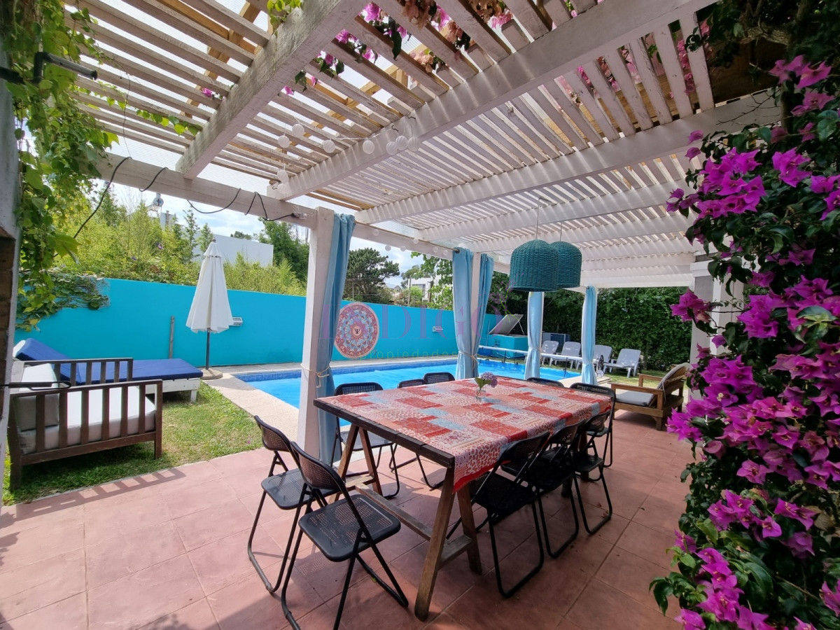 Casa Ref.325 - Casa en La Barra,