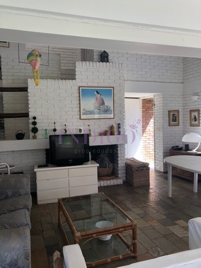 Casa Ref.401 - Excelente oportunidad de compra  en una de las zonas más tranquilas de Punta del Este