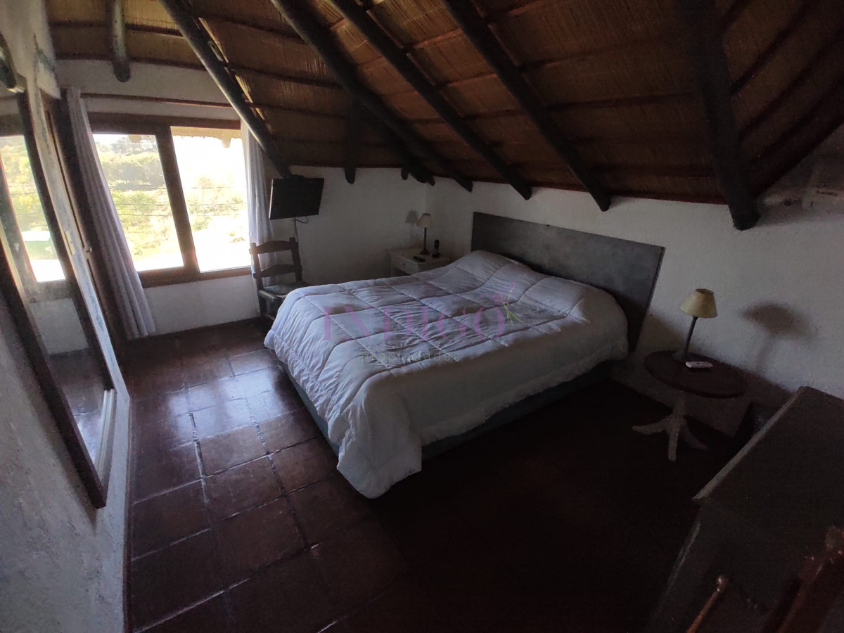 Casa Ref.739 - Amplio quincho con vistas al mar, 3 dormitorios con dependencia y un gran parillero