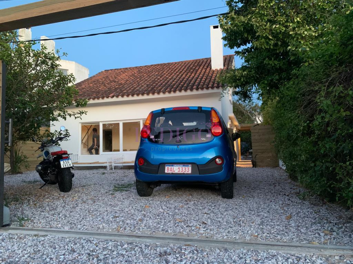 Casa Ref.794 - Casa en Venta, la Barra, posta 4 ambientes