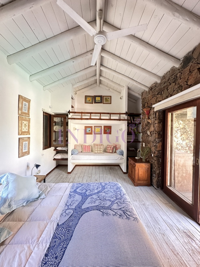Casa Ref.21 - Casa en Punta Piedras con 3 Dormitorios, Venta y Alquiler.