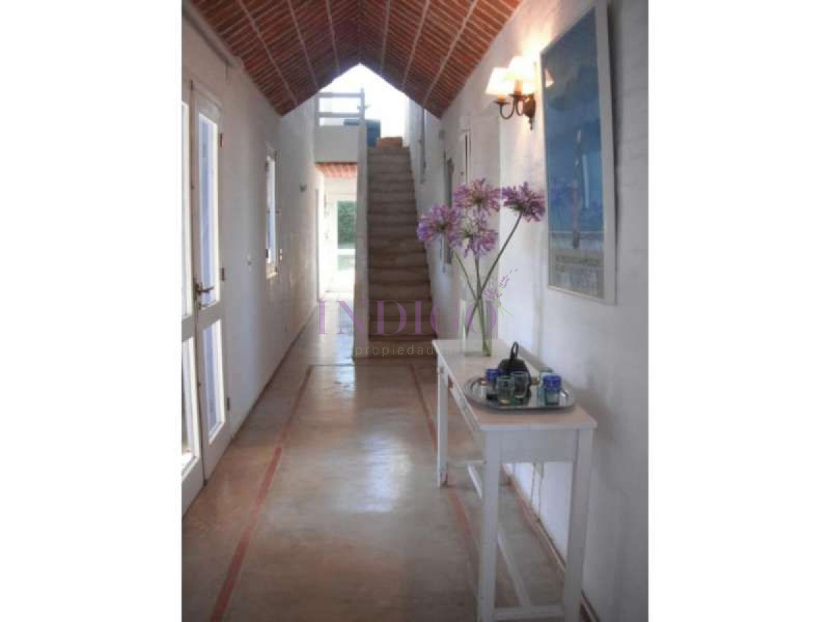 Casa Ref.101 - casa  en alquiler Punta Piedras , 4 dormitorios .