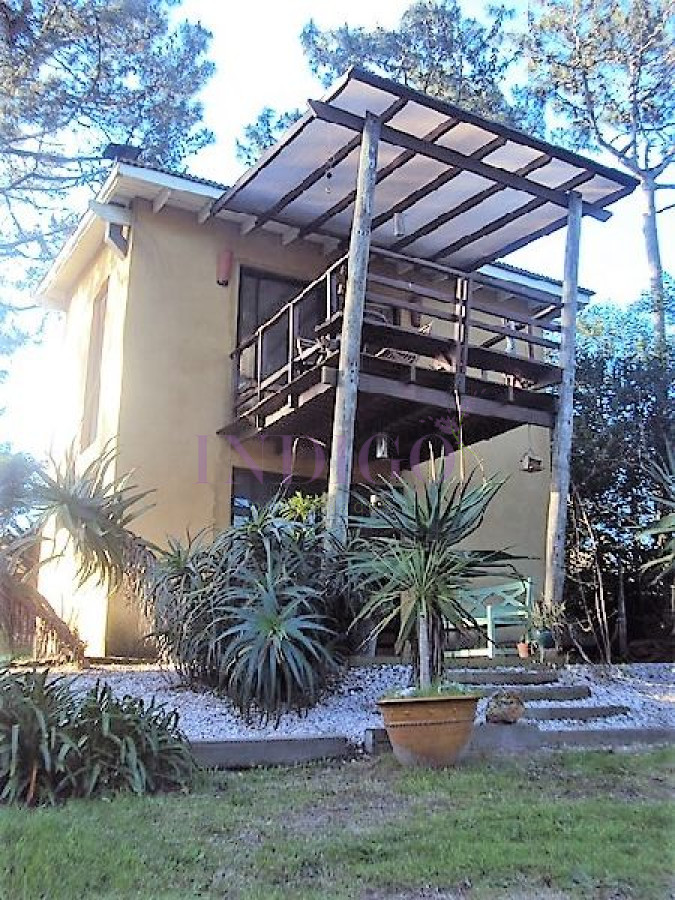 Casa Ref.215 - Casa en alquiler en Montoya, a metros del mar.