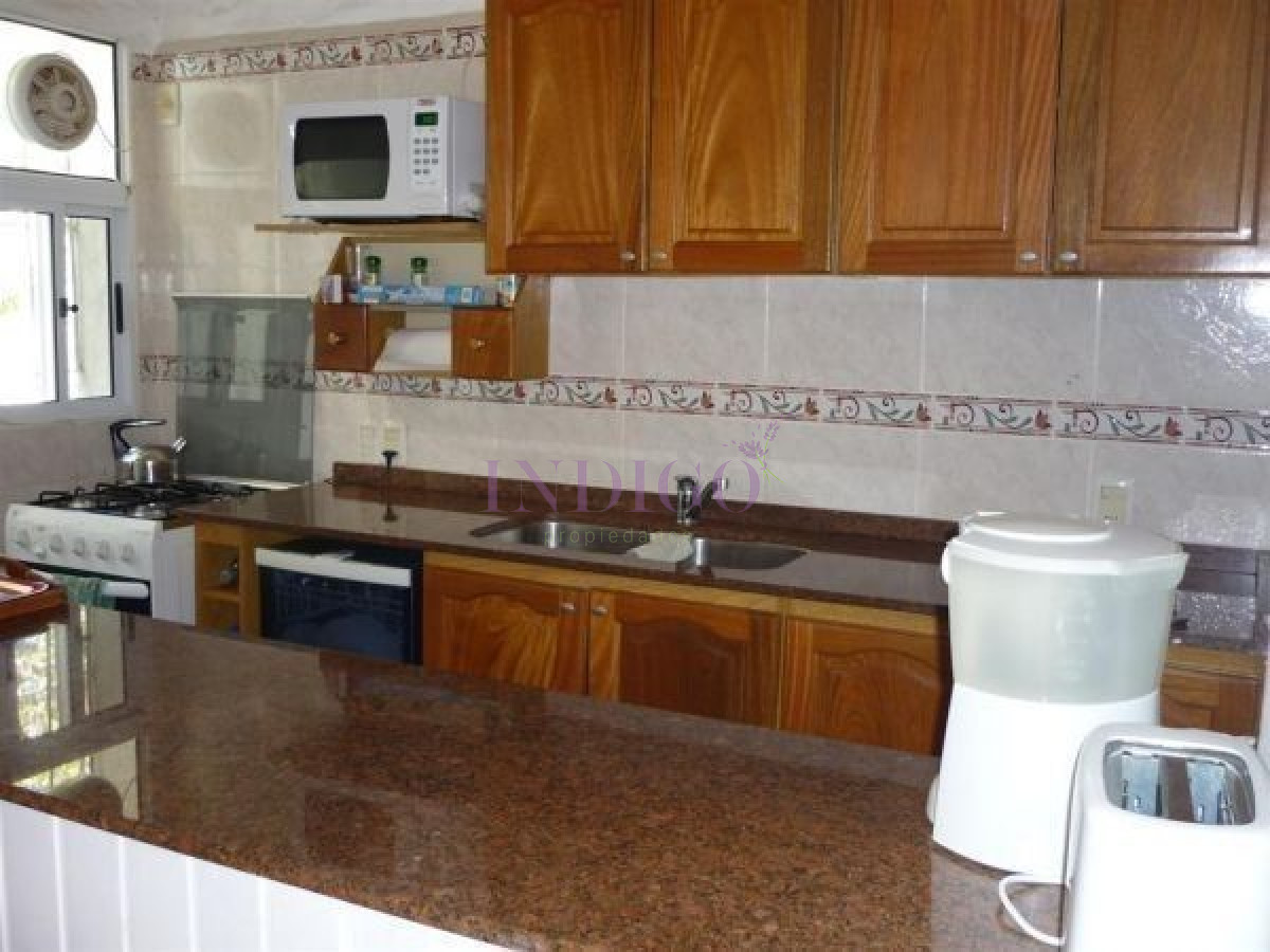Casa Ref.255 - Casa en alquiler en La Barra, 2 dormitorios .