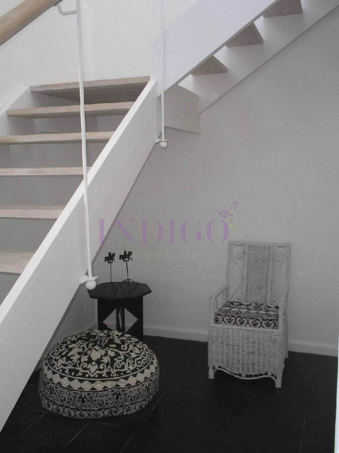 Casa Ref.60 - Muy buena casa en alquiler en  Manantiales , 3 dormitorios más cuarto de servicio.