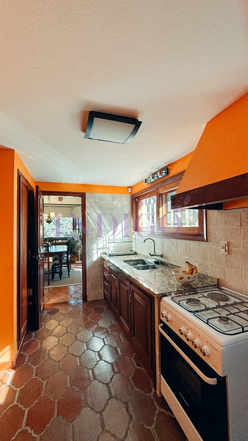 Casa Ref.1240 - Casa en Venta en Rincon Del Indio 