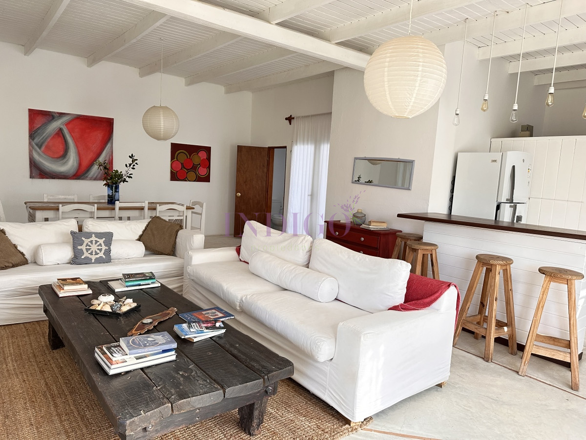 Casa Ref.485 - Casa venta en Montoya, 5 ambientes.