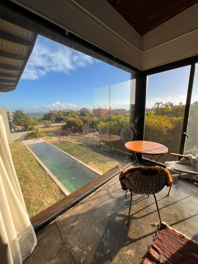 Casa Ref.265 - Casa en venta y alquiler, Punta Piedras muy buena vista, 3 dormitorios 