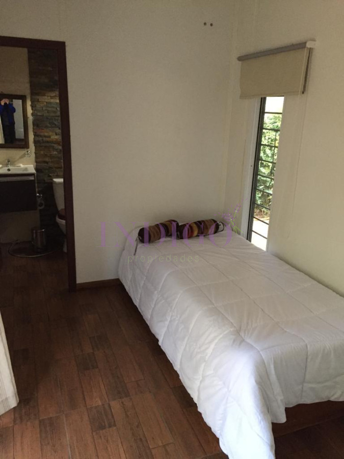 Casa Ref.838 - Casa en Venta, 3 Dormitorios, Piscina y Parrillero