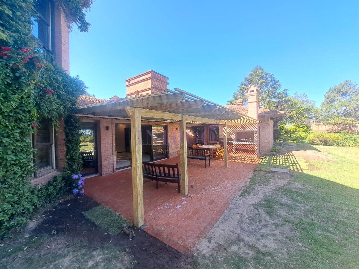 Casa Ref.1277 - Casa en Montoya en alquiler temporal 4 dorm con piscina climatizada .