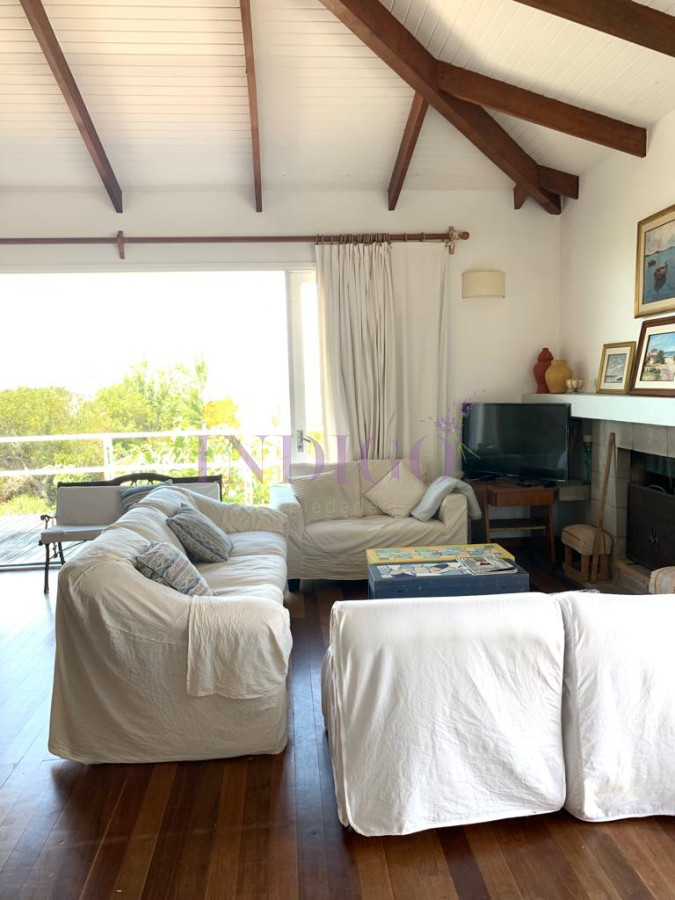Casa Ref.290 - Casa en alquiler Punta piedras  , 3 dormitorios .